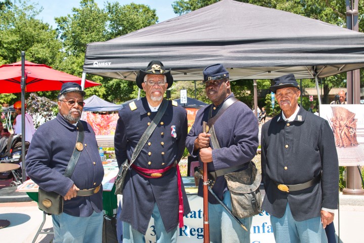 Civil War reenactors at Juneteenth celebration