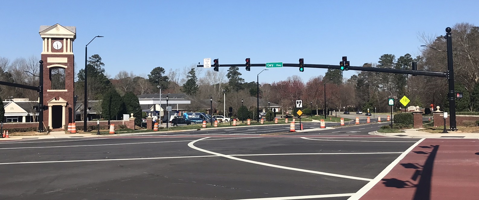 Cary Pkwy / High House Rd